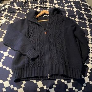 INIS MEAIN Hooded Zip Sweater